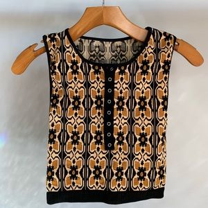 Fitted, stretchy, ribbed tank.